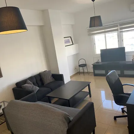 Apartment 2 Bedroom In Center! 9